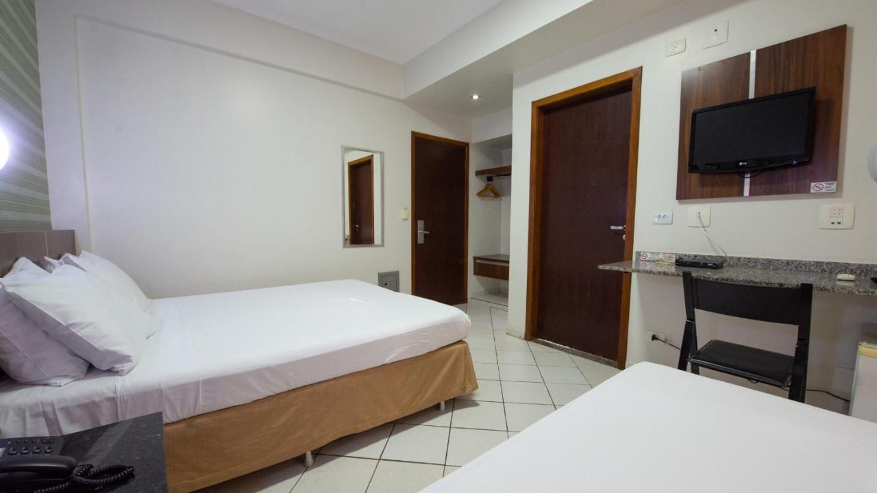 Araucaria Hotel Business - Maringá Exteriör bild