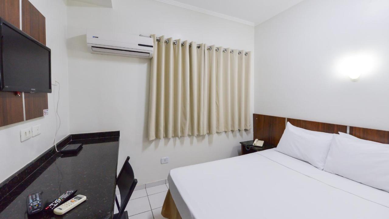 Araucaria Hotel Business - Maringá Exteriör bild